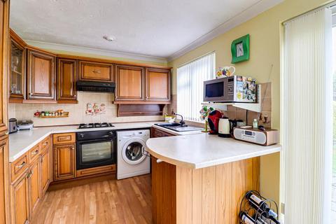 41 Northwood Avenue, Hornchurch, RM12 4PU