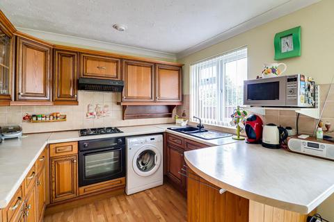 41 Northwood Avenue, Hornchurch, RM12 4PU