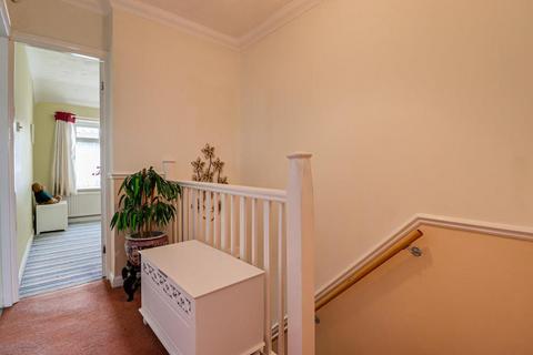 41 Northwood Avenue, Hornchurch, RM12 4PU