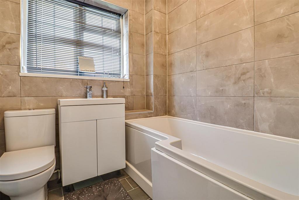 Bathroom Suite