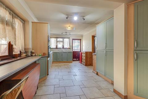Bell View Bells Hill Road, Vange, Basildon, SS16 5JT