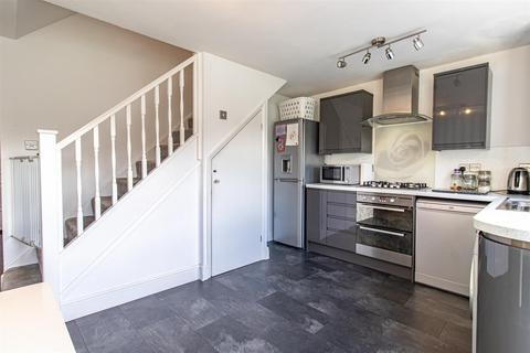 45 Oakley Close, Grays, RM20 4AN