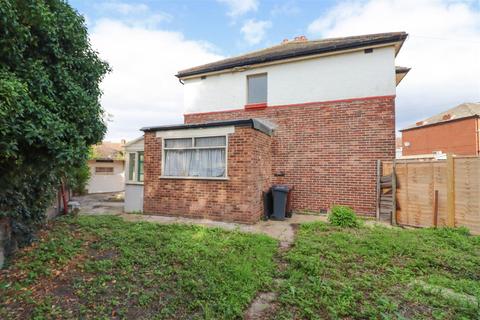 1 Coniston Close, Barking, IG11 7RE