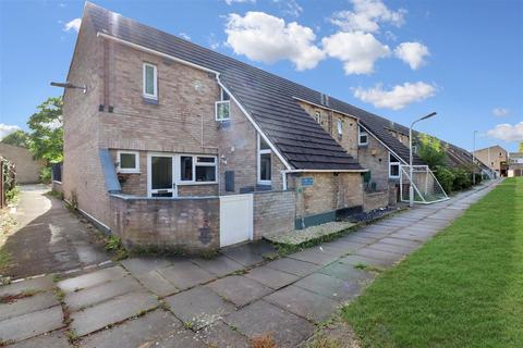 119 Beambridge Court, Basildon, SS13 3NG