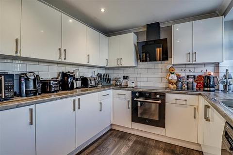 24 Beeleigh West, Basildon, SS14 2RT