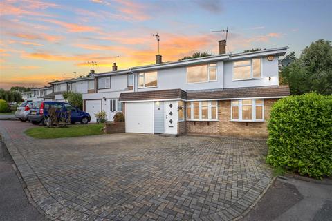 12 Feering Road, Billericay, CM11 2DR