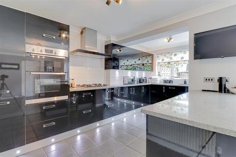12 Feering Road, Billericay, CM11 2DR