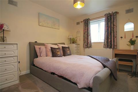 35 Kings Drive, Bradford, BD2 1PX