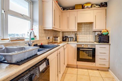 2 bedroom apartment for sale - Swan Lane, Wickford SS11