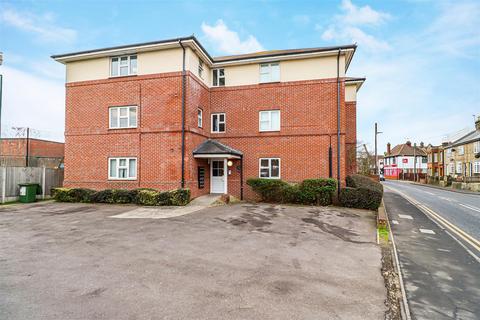 2 bedroom apartment for sale, Swan Lane, Wickford SS11