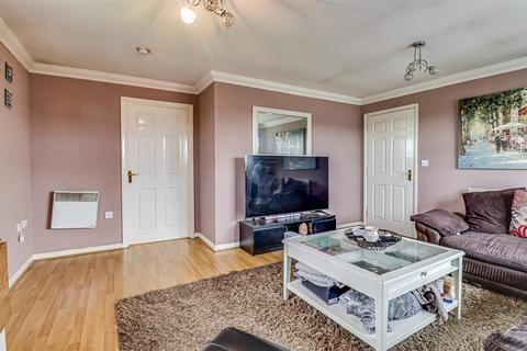 2 bedroom apartment for sale, Swan Lane, Wickford SS11