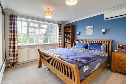 68 Collingwood Road, Basildon, SS16 4BL