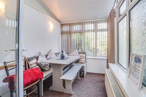 14 Hockley Green, Basildon, SS14 1RH