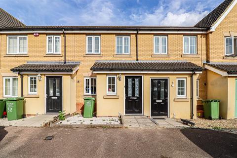 80 Beeston Courts, Laindon, Basildon, SS15 5FP