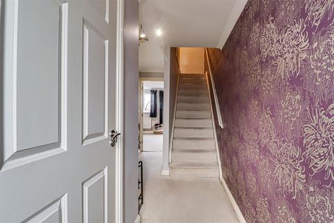 80 Beeston Courts, Laindon, Basildon, SS15 5FP