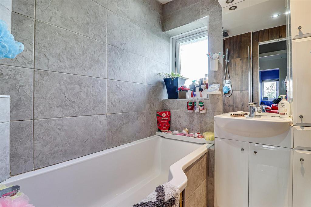 Bathroom Suite