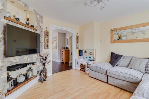 40 Berry Lane, Langdon Hills, Basildon, SS16 6AY