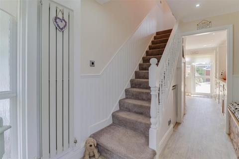 106 Ballards Walk, Basildon, SS15 5JP