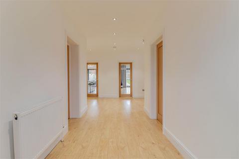 47 Berry Lane, Langdon Hills, Basildon, SS16 6AY
