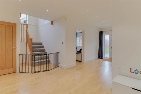 47 Berry Lane, Langdon Hills, Basildon, SS16 6AY