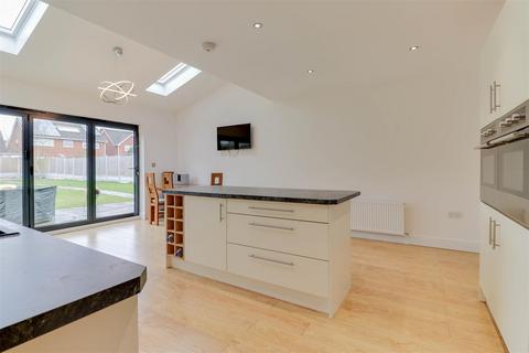 47 Berry Lane, Langdon Hills, Basildon, SS16 6AY