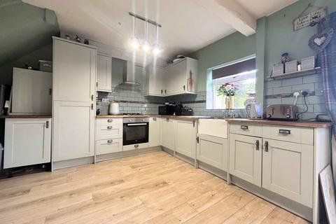 6 School Street, Greetland, Halifax, HX4 8JB