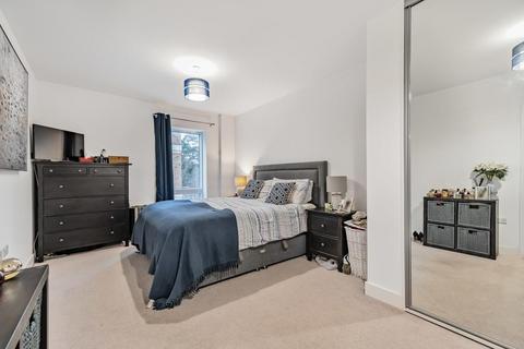 2 bedroom flat for sale, Sylvan Hill, Crystal Palace