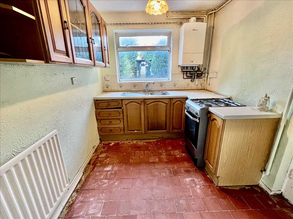 Blackwood Avenue,Wednesfield, Wednesfield 2 bed semidetached house for sale £169,995