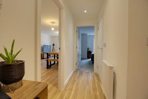 1 bedroom flat for sale, Ashurst Court,  Station Road, Hook RG27