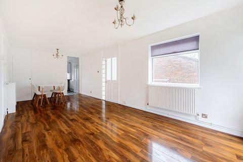 undefined, Ivy Close, Maidenhead, SL6