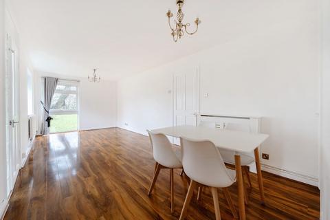 undefined, Ivy Close, Maidenhead, SL6