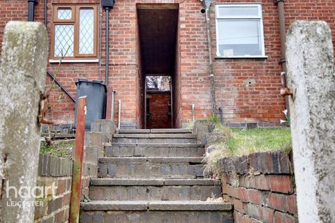 3 bedroom terraced house for sale, Aikman Avenue, Leicester