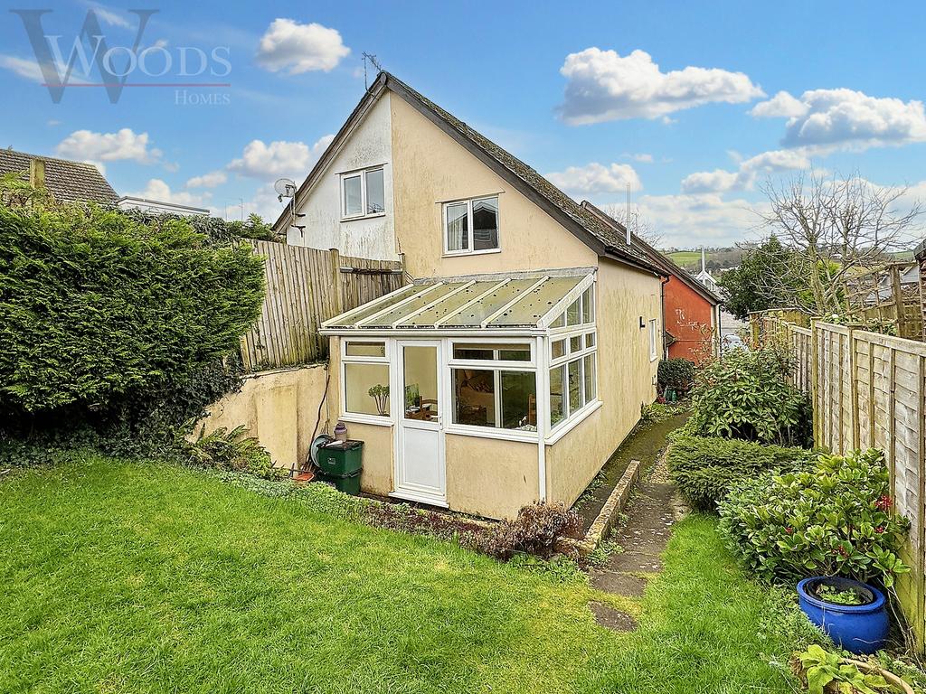 4 Somerset Court, Bridgetown, Totnes, TQ9 5AX 1 bed house for sale £250,000