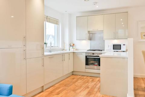 1 bedroom flat to rent - Floral Court, N13, Palmers Green, London, N13