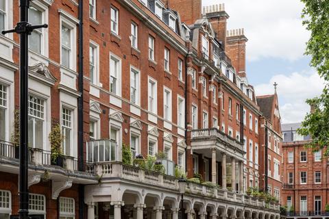 undefined, Cadogan Square, London, SW1X