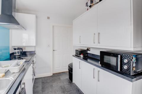 1 bedroom apartment for sale, Fox Lane, Bromsgrove, Worcestershire, B61