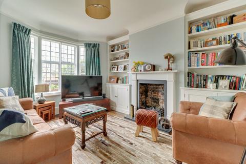 4 bedroom semi-detached house for sale, The Circle, Southsea