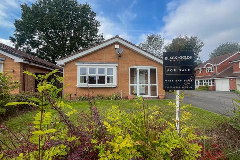 2 bedroom detached bungalow for sale, Oldhouse Farm Close, Birmingham B28