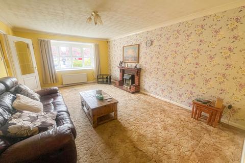 2 bedroom detached bungalow for sale, Oldhouse Farm Close, Birmingham B28