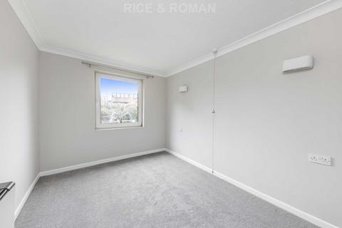 undefined, Springfield Meadow, Weybridge KT13