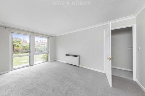 undefined, Springfield Meadow, Weybridge KT13