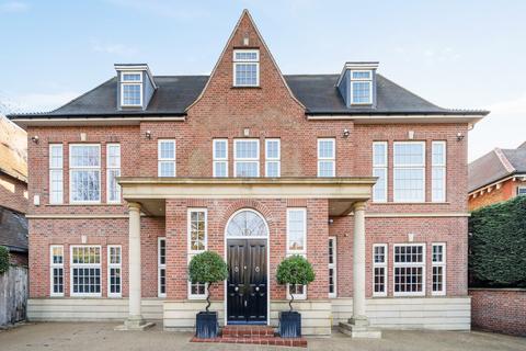 8 bedroom detached house for sale, The Bishops Avenue, London, N2