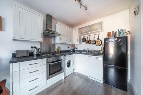 1 bedroom flat for sale, Winton Close, Winchester, SO22
