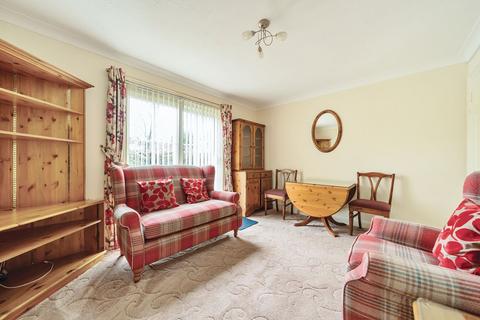 2 bedroom retirement property for sale, Rosehill, Billingshurst, RH14