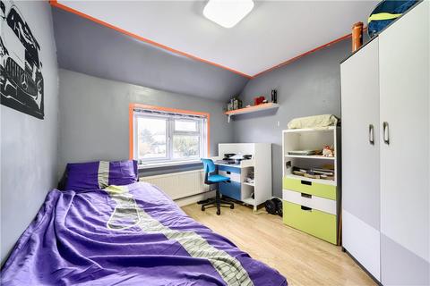 30 Crossway, Pinner, HA5 3TP