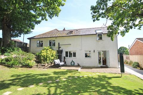 3 bedroom detached house for sale, Manor Road, New Milton, Hampshire, BH25