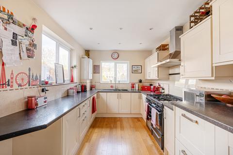 56 Kent Road, Gravesend, DA11 0SY