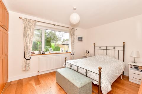 4 bedroom detached house for sale, Lossenham Lane, Newenden, Cranbrook, Kent