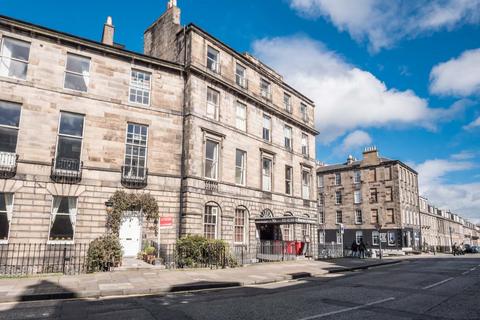 2 bedroom flat for sale - 8/1 Abercromby Place, New Town, Edinburgh, EH3