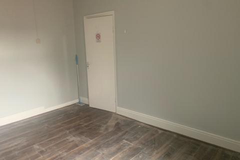 1 bedroom bedsit to rent, Park Street, Cleethorpes DN35